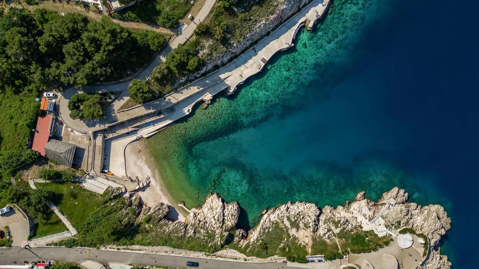 Beachfront Apartment Betty - Happy Rentals Vrbnik